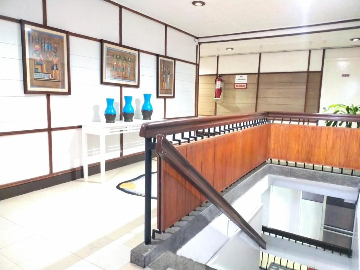 2 Hotel Saleh Анхелес Екстериор снимка