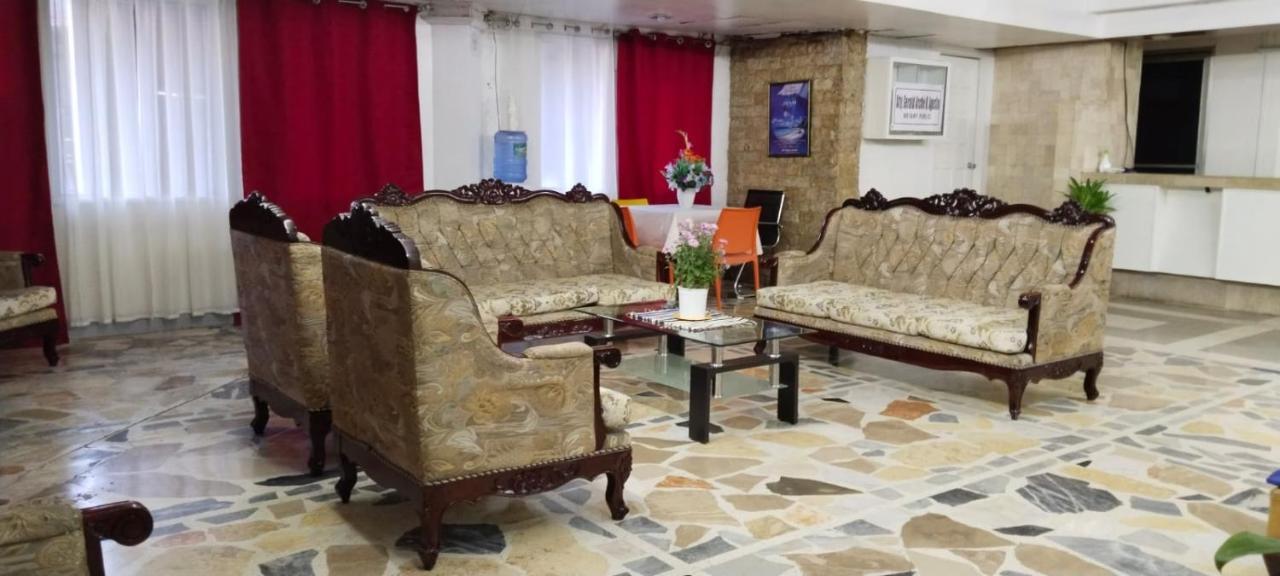 2 Hotel Saleh Анхелес Екстериор снимка