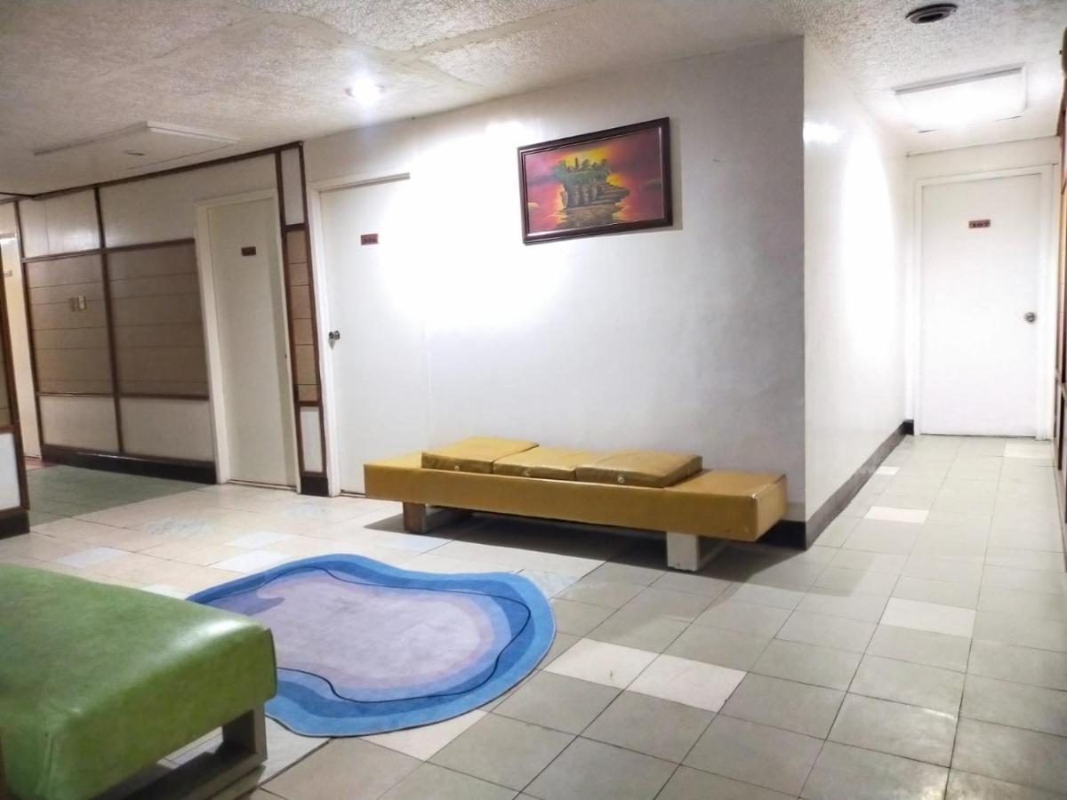 2 Hotel Saleh Анхелес Екстериор снимка