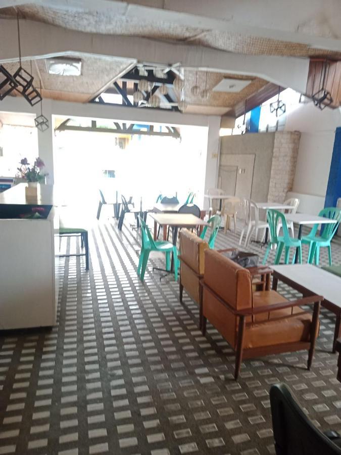 2 Hotel Saleh Анхелес Екстериор снимка