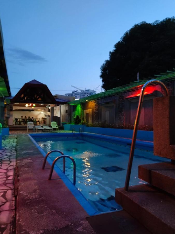 2 Hotel Saleh Анхелес Екстериор снимка